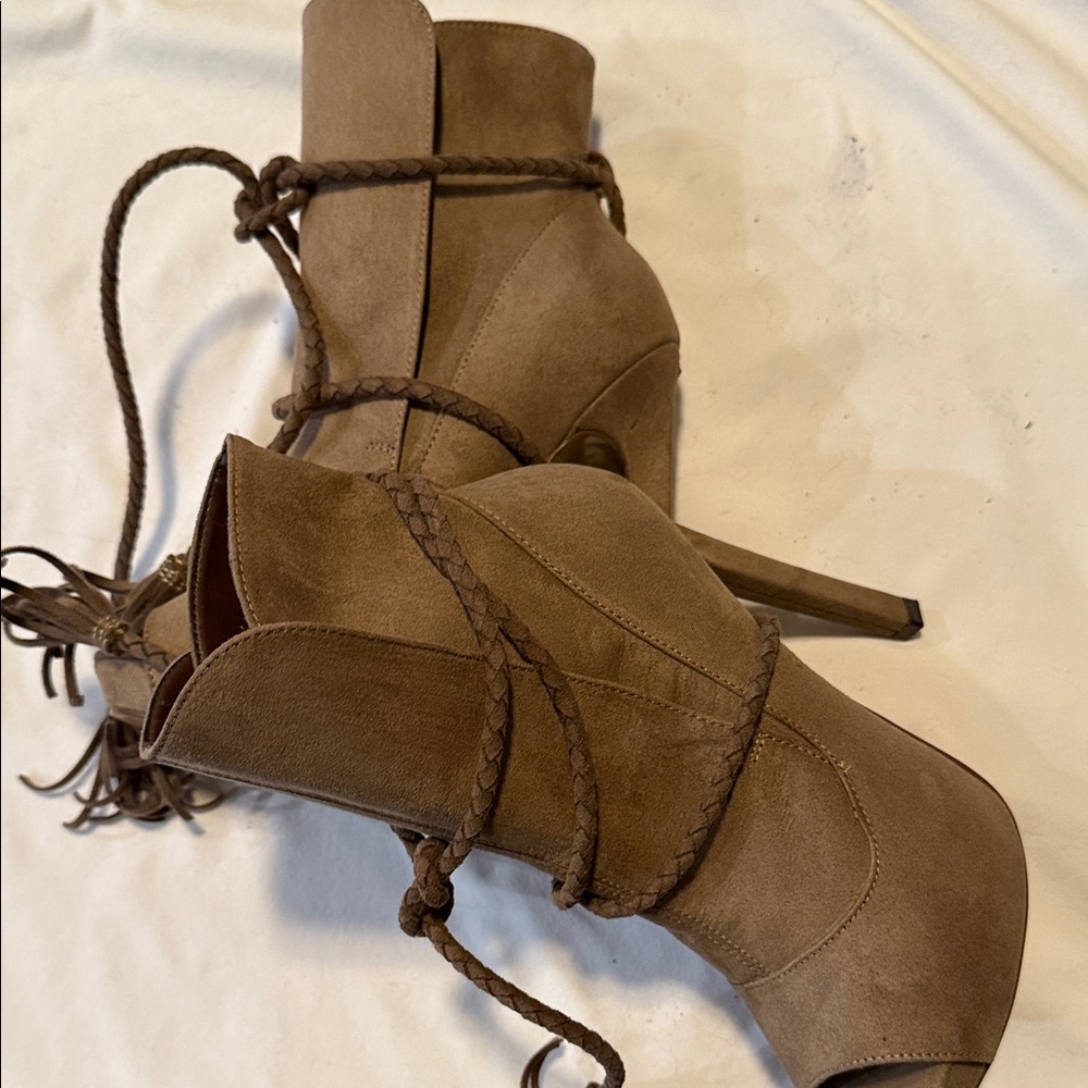 Andrea by Sadek Brown Braided-Wrap Suede‎ Heeled Ankle Boots, Women’s Size 8” - Picture 7 of 9